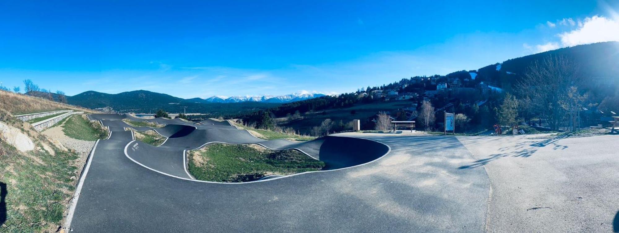 Chalet Pres Des Pistes Avec Vue Panoramique Les Angles  Eksteriør billede